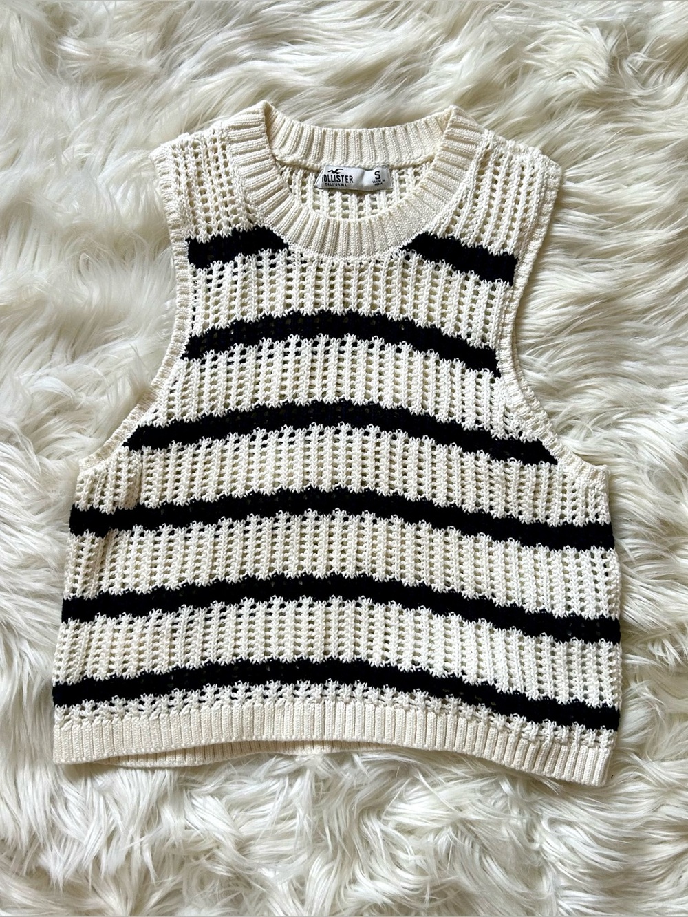 Hollister Open-Knit Striped Crop Tank - Cream & Navy, Small